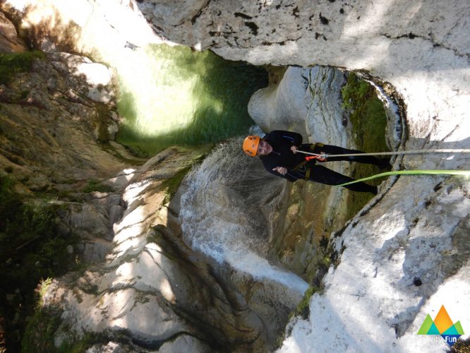 Canyoning Croiserette découverte journée Gravity Fun www.gravity-fun.fr